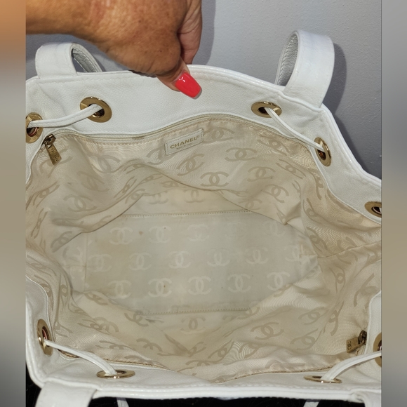 Chanel Bag - Picture 10 of 16